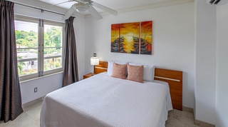 Waterside 303 apartment in Paynes Bay, Barbados