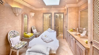 Westfield villa in Holders, Barbados