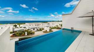 Infinity pool overlooking the gated community and sea, Westmoreland Hills 25, private villas in Barbados